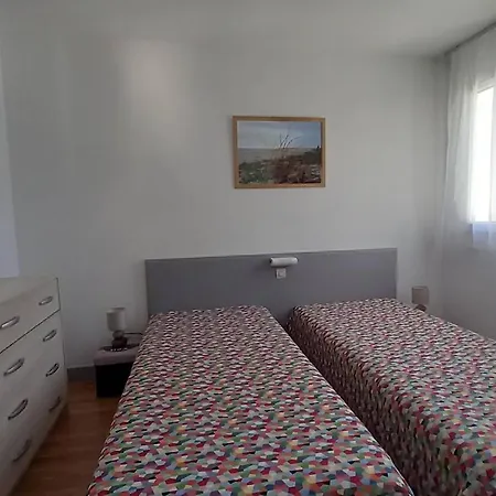 Lumineux Avec Parking - 6 Pers. - Fr-1-878-79 *